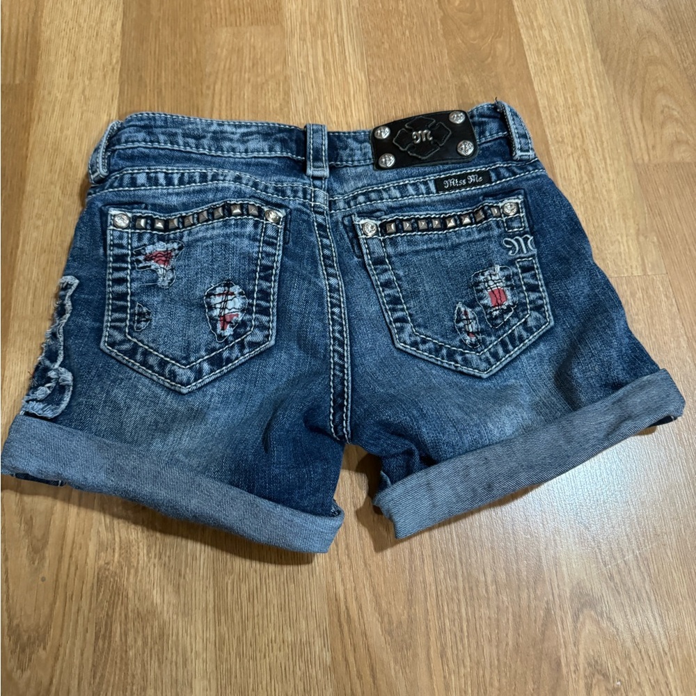 Miss me jean shorts size 14